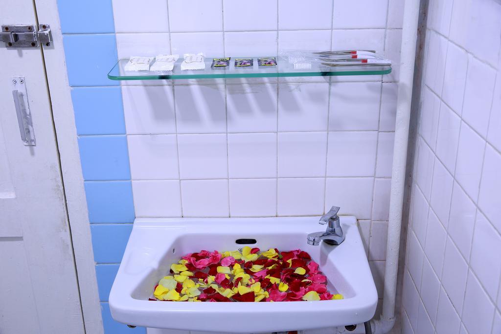 מנדלאי Hotel Venus מראה חיצוני תמונה