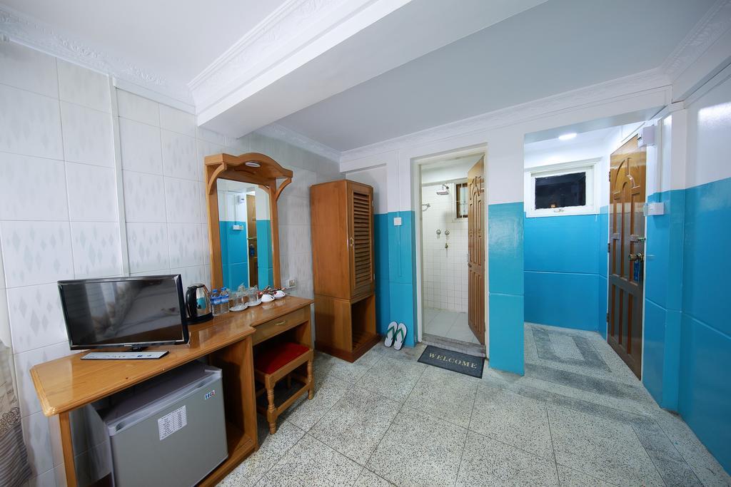 מנדלאי Hotel Venus מראה חיצוני תמונה