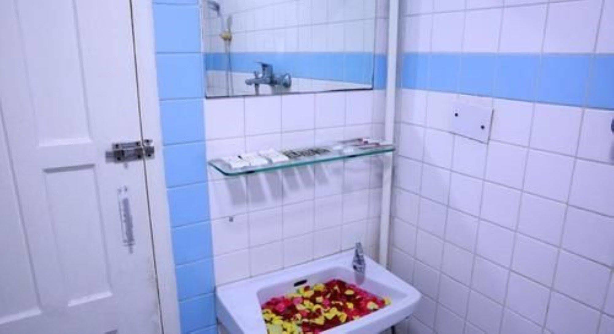 מנדלאי Hotel Venus מראה חיצוני תמונה
