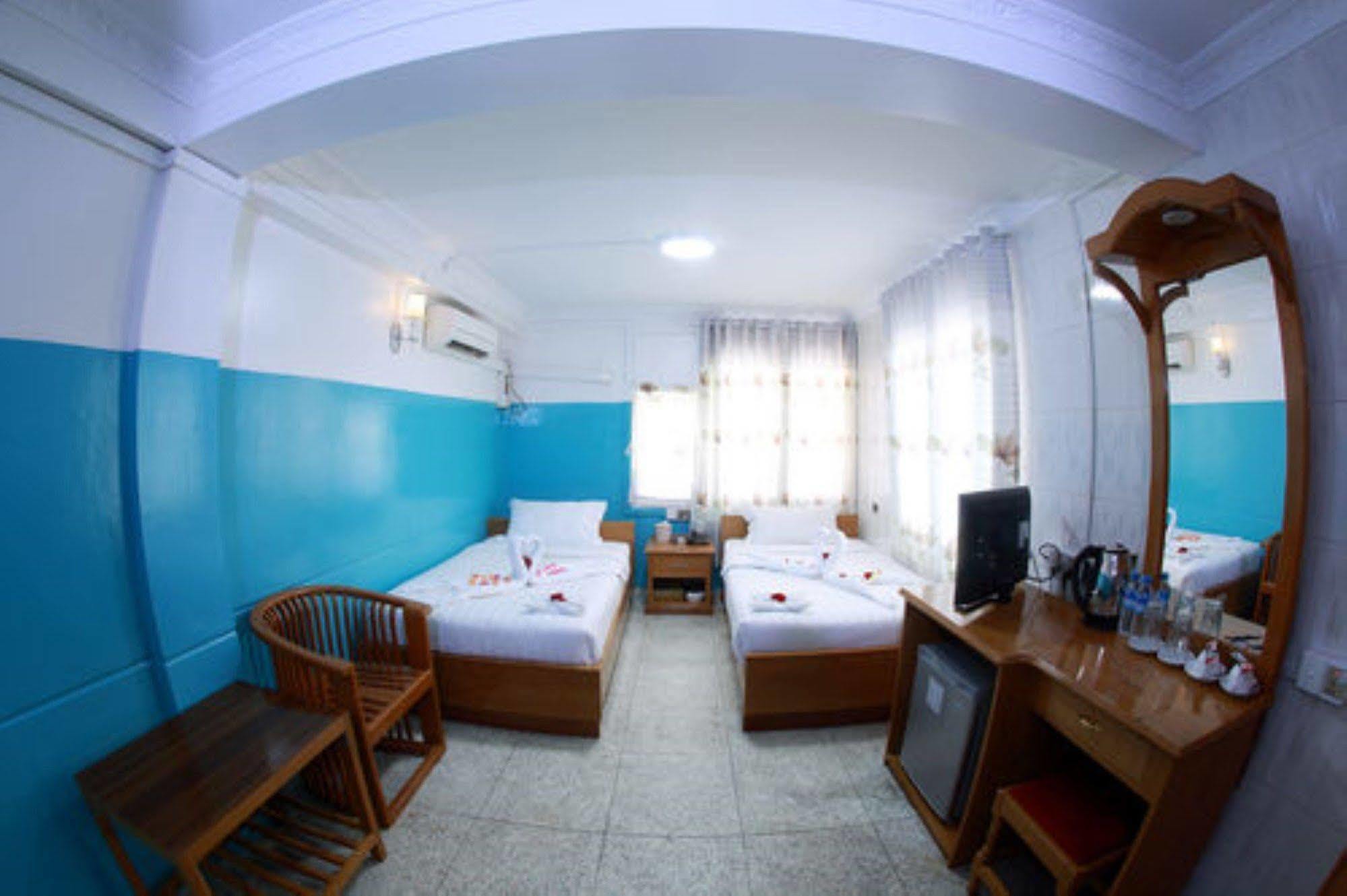מנדלאי Hotel Venus מראה חיצוני תמונה