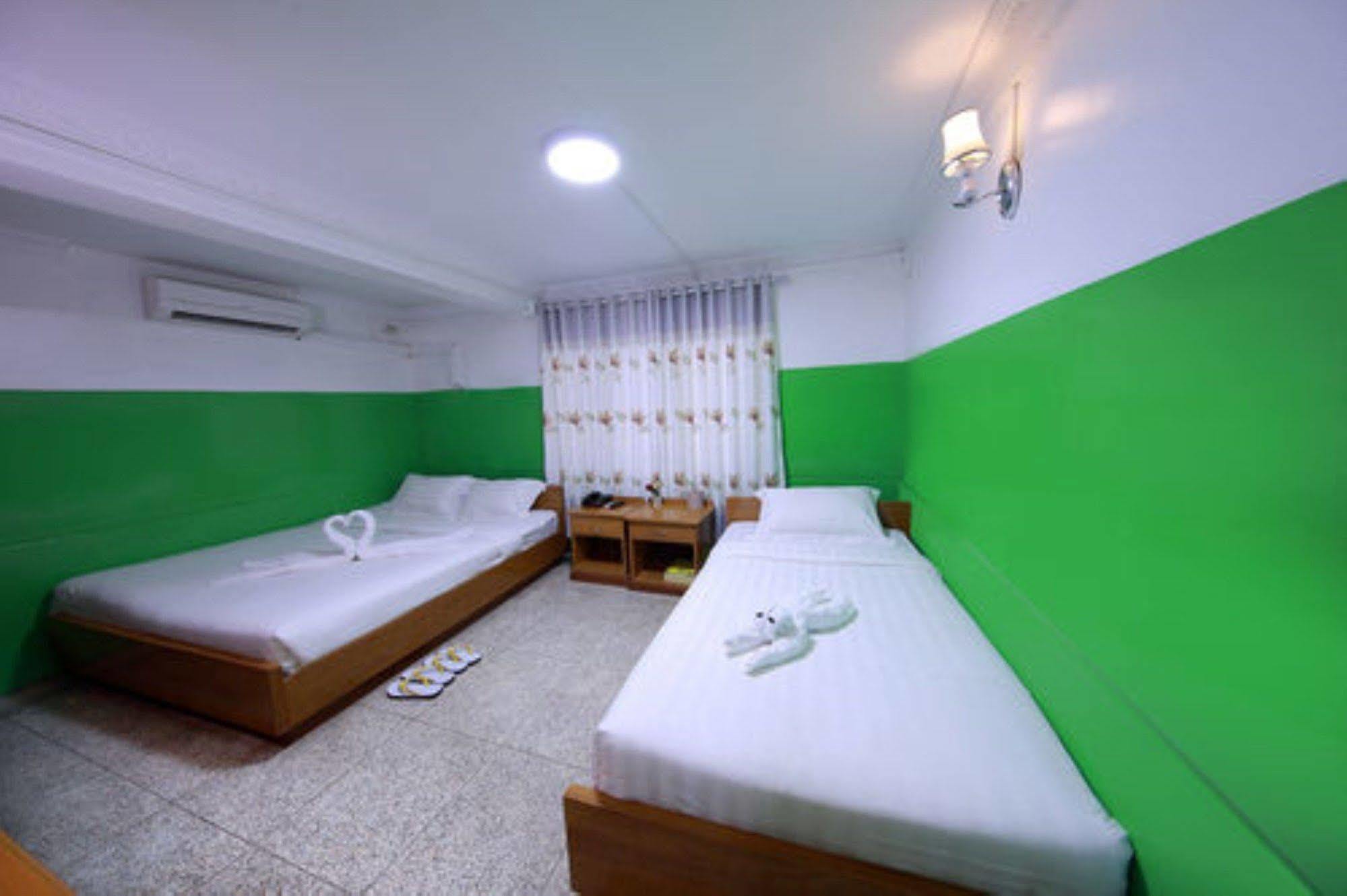 מנדלאי Hotel Venus מראה חיצוני תמונה