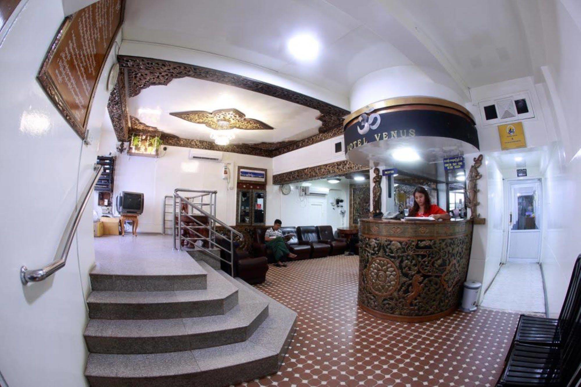 מנדלאי Hotel Venus מראה חיצוני תמונה